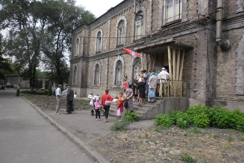 Фото Жителям Донбасса в канун зимы нужны теплые вещи, печки-буржуйки и медикаменты