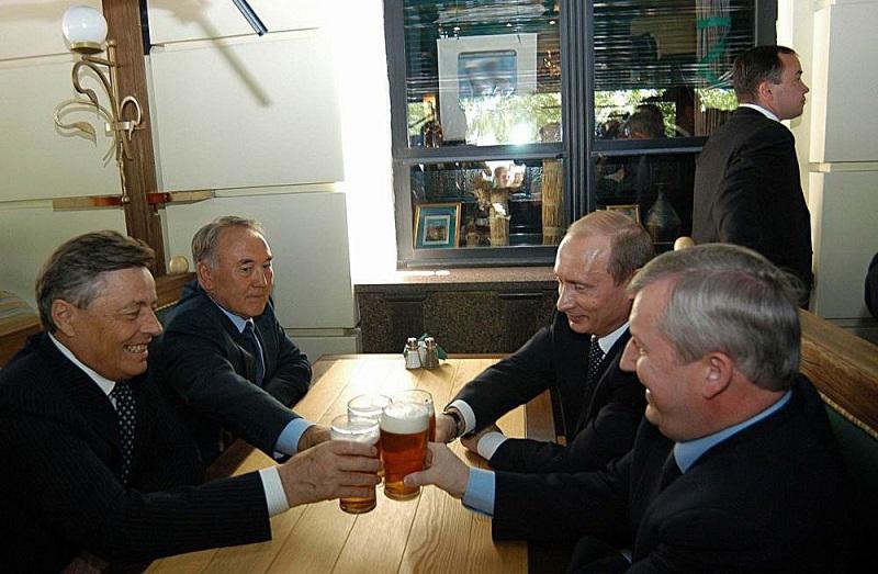 Фото Челябинский паб, где Владимир Путин пил пиво, может уменьшиться в размерах