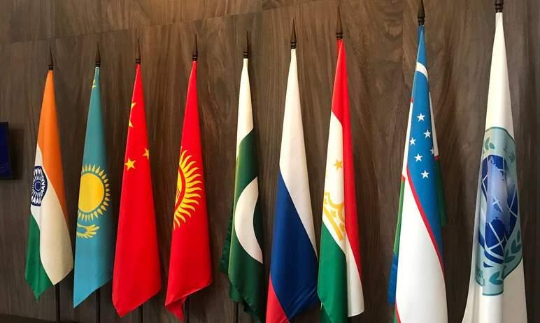 Фото В Челябинске стартовал Второй Форум глав регионов государств-членов ШОС