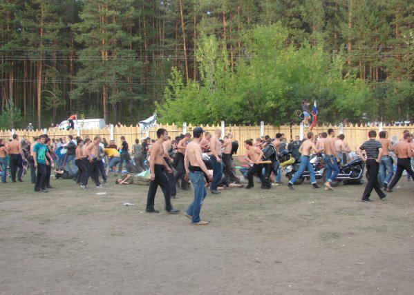 Фото Гарри Ананасов сожалеет, что его подозревают в организации бойни на рок-фестивале «Торнадо»