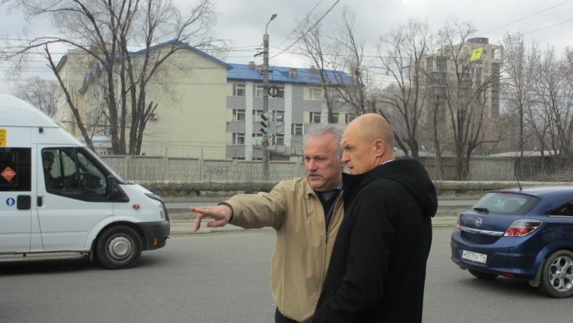Фото Заявление Сергея Давыдова о том, что в Челябинске нет проблем с дорогами, привело горожан в ярость