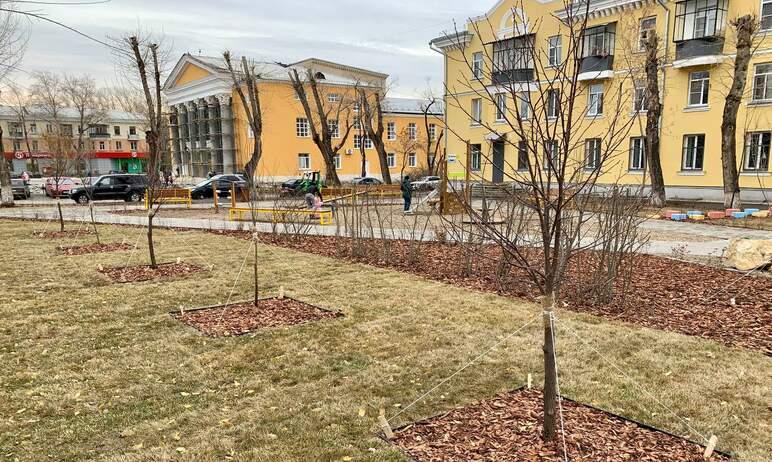 Фото Глава Челябинска Наталья Котова оценила новый сквер Ленинского района
