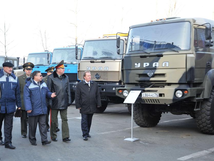 Фото Главнокомандующий Сухопутными войсками России высоко оценил новые разработки автозавода «Урал»