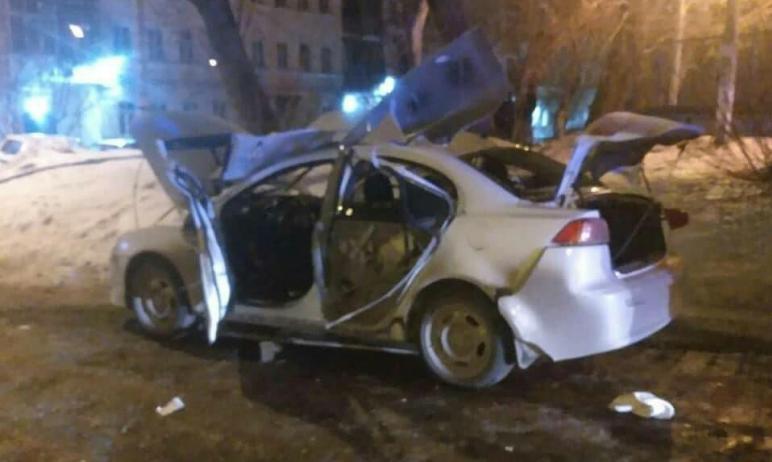 Фото В Челябинске взорвалась машина