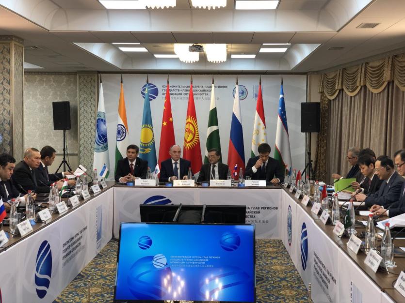 Фото Первые соглашения подписаны на ознакомительной встрече глав регионов стран-членов ШОС в Челябинске