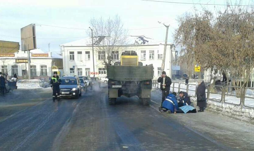Фото В Миассе «Урал» насмерть сбил пожилую женщину