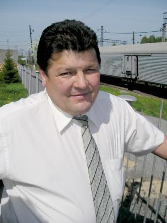 Фото Обвиняемый в разбое Александр Макаров хочет восстановиться в должности главы Полетаево
