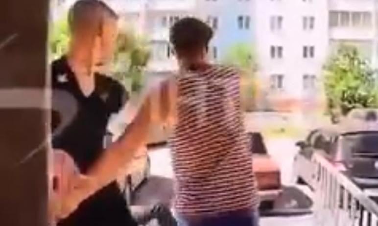 Фото В Челябинске напали на доставщика пиццы