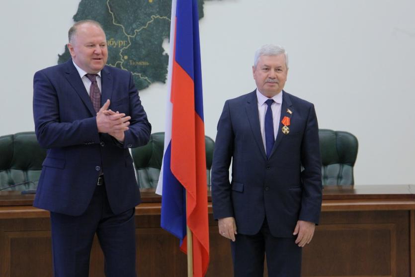 Фото Владимир Мякуш награжден орденом Александра Невского 