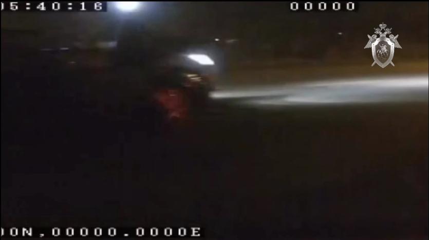 Фото  Появилась видеозапись наезда пьяной мажорки из Челябинска на инспектора ДПС.  Дело пытались «замять»