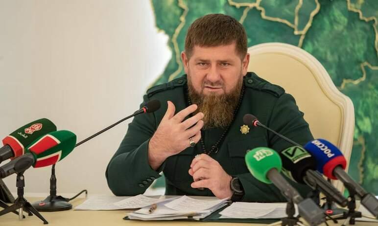 Фото В Мариуполе сдались в плен более 260 украинских морпехов