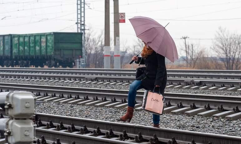 Фото Вблизи поселка Локомотивный выявили нарушителей правил безопасности на железной дороге во время рейда
