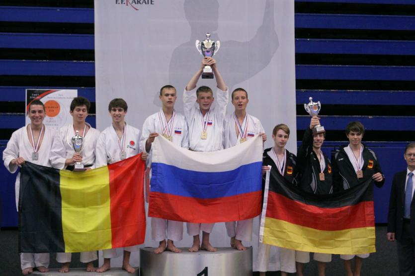 Фото Челябинские каратисты завоевали шесть золотых медалей на первенстве Европы