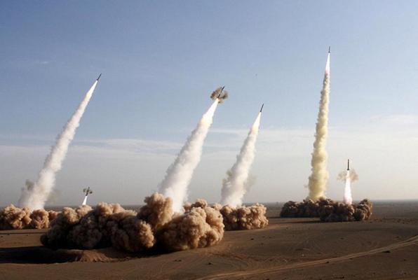 Фото Сбитого малазийского «Боинга» Украине мало: США может поставить в страну ракеты «земля-воздух»