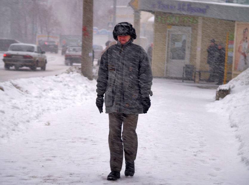Фото Предупреждение: в Челябинской области ветер до 21-26 метров, гололед