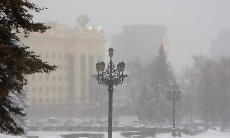 Фото В шести городах Челябинской области установился режим «черного неба»