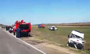 Фото Фельдшер скорой после ДТП с бензовозом в Кизиле попала в реанимацию