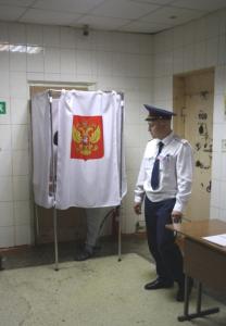 Фото Челябинские либерал-демократы зафиксировали случаи «откровенного вброса» на выборах и подкуп алкоголем