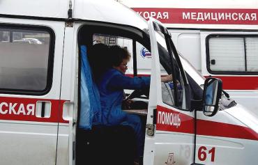 Фото В торгово-развлекательном комплексе Челябинска мальчик упал с эскалатора