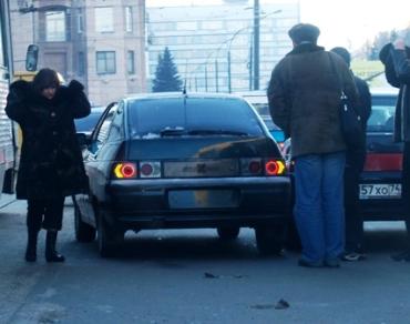 Фото ДТП парализовало движение в центре Челябинска