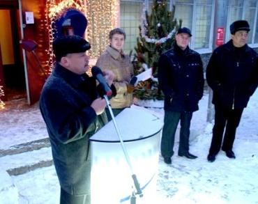 Фото Жители поселка Петровский получили связь с цивилизацией
