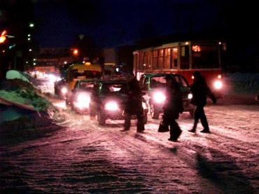 Фото Спасатели предупреждают автомобилистов о заторах на дорогах Челябинска