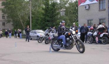 Фото Непогода не помешала молодежи отметить праздник