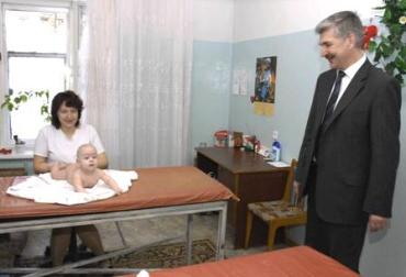 Фото Сергей Лемешевский оказал финансовую помощь детской городской больнице Златоуста