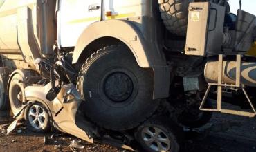 Фото В Челябинской области ДТП с большегрузом, смявшим иномарку на М-5, переросло в уголовное дело