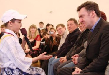 Фото В магнитогорской «Семье» сыграли в КВН