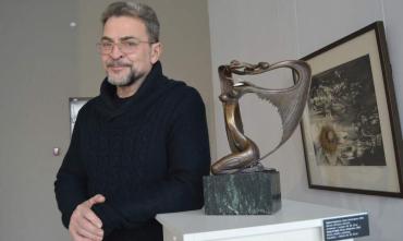 Фото Ангелы и женщины Андрея Старцева: в Челябинске открылась персональная выставка известного скульптора