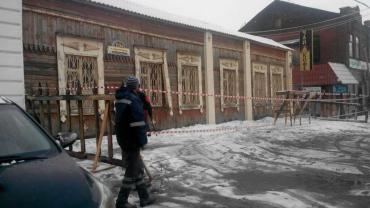 Фото В центре Челябинска общественники приостановили снос очередного исторического здания XIX века