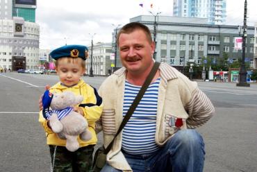 Фото В Челябинске праздновали День ВДВ
