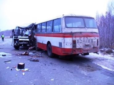 Фото В Озерске столкнулись два автобуса