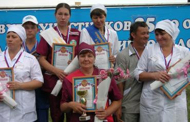 Фото В Челябинской области подведены итоги XXV конкурса мастеров машинного доения