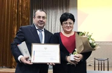 Фото Врачи из Челябинской области получили Почетные грамоты Совета Федерации