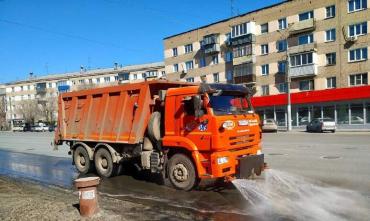 Фото Наталья Котова сообщила челябинцам о начале генеральной уборки города