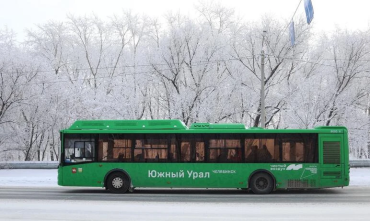 Фото На Северо-Западе Челябинска на ходу вспыхнул автобус