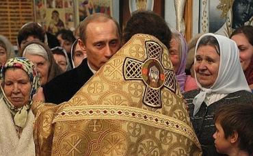 Фото Агаповский храм бережно хранит Евангелие, подаренное в ходе визита президента в 2003 году