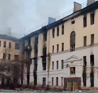 Фото Единственное в ЧВВАКУШе отделение банка сгорело вместе с бывшим общежитием штурманов