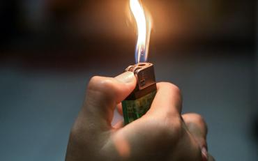 Фото Житель кыштымского поселка поссорился с женой и решил сжечь администрацию