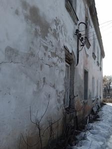 Фото Карталинцы из аварийного дома надеются на помощь губернатора с новым жильем