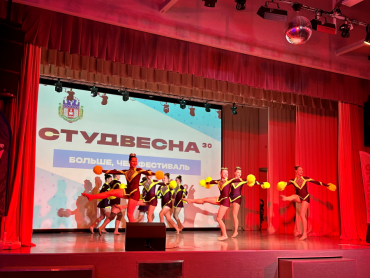 Фото Модные показы поразили жюри на «Студвесне» в Курчатовском районе