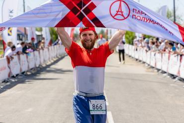 Фото Спорт по-парижски: на Южном Урале отгремел Парижский полумарафон