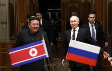 Фото  Отношения между Россией и КНДР вступают в период нового расцвета