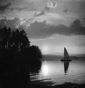Фото Кисегач: чёрно-белые прогулки по озеру детства