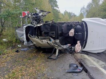 Фото В страшном ДТП на мокрой дороге в Каслинском районе погиб ребенок