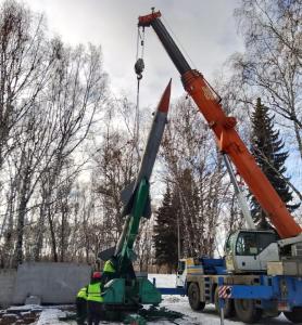 Фото «Скорбящие матери» Челябинска расстаются со своими ракетами