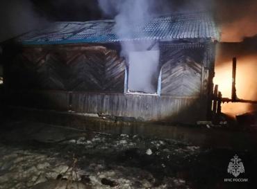 Фото Трое детей погибли на пожаре в Чесменском районе