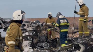Фото В момент крушения самолета обстановка в районе аэропорта была сложной - туман, режим "Ковёр"